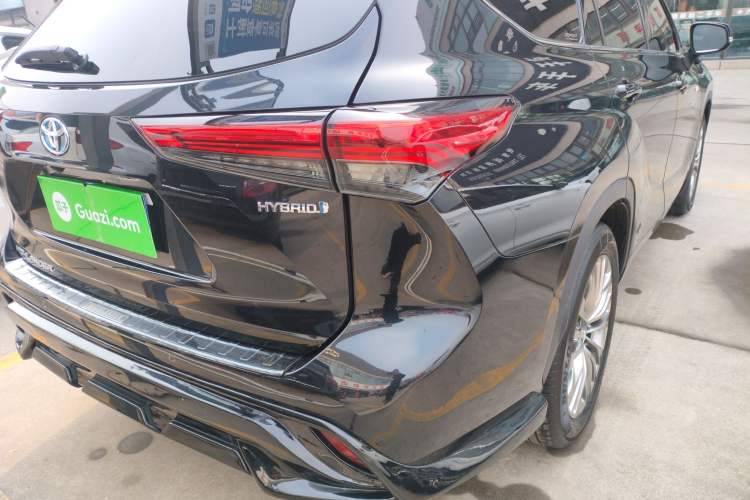 Used Toyota Highlander 2022 Dual-Engine 2.5L Four-Wheel Drive Prestige Version 7 Seats