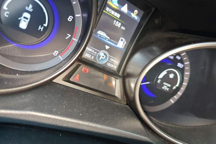 Used CHANGAN CS75 2014 1.8T Automatic Elite Version China V Standard
