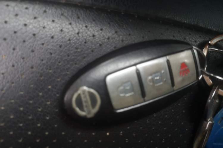 Used Nissan Qashqai 2011 2.0 XV Lea CVT 2WD
