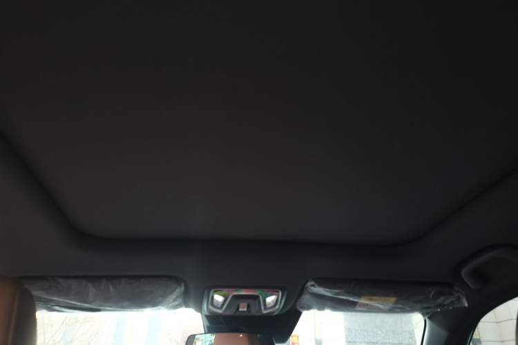 Used CHANGAN UNI-Z New Energy 2024 Blue Whale Smart Electric iDD 125km Beyond Edition Headliner