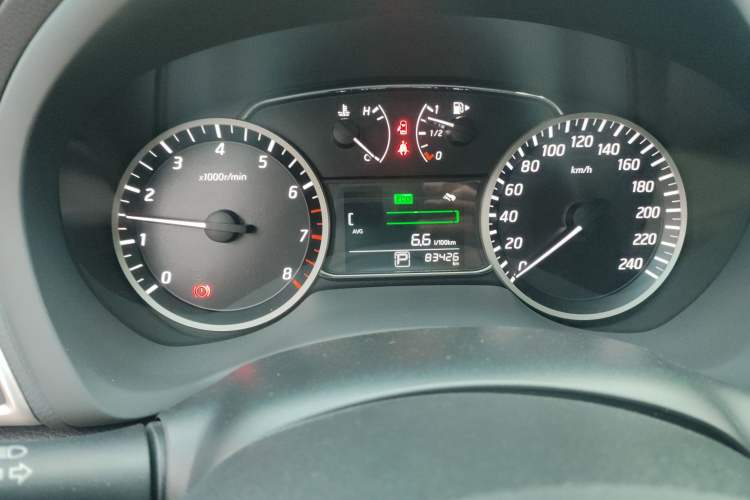 Used Nissan Sylphy 2019 1.6XV CVT Smart Connect Luxury Edition China V Standard Odometer Close Up