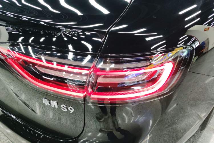 Used Hima Stelato S9 2024 All-Electric Max Rear-Drive Long-Range Version
