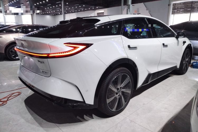 Used Toyota bZ5 2025 Model 550 PRO Smart Driving Edition