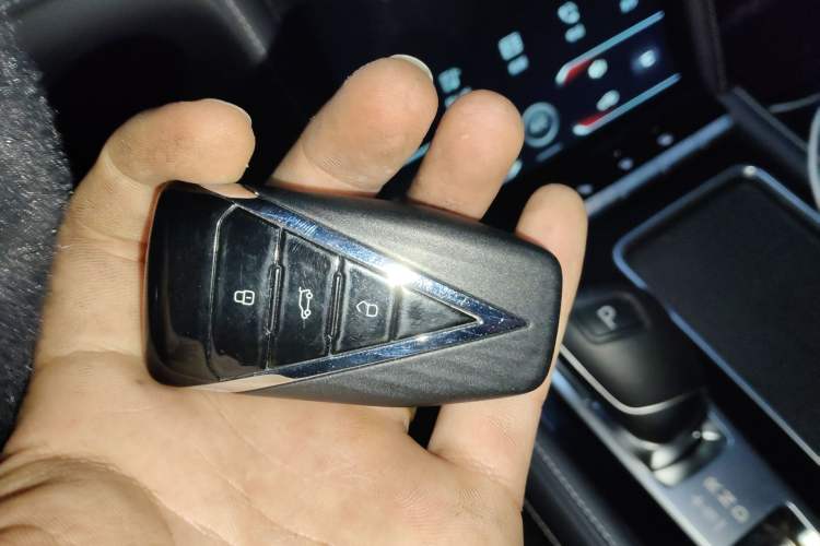 Used Venucia Star 2020 260T Automatic 48V Mild Hybrid Turbocharged Starry Edition
