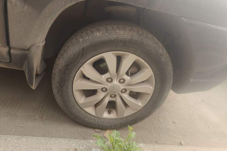 Used Kia Sportage 2013 2.0L Manual Two-Wheel Drive GL Trim
