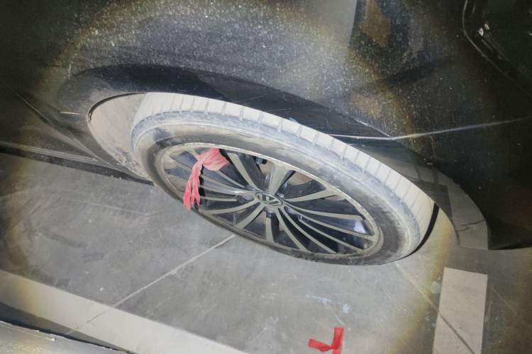 Used Volkswagen Passat 2015 1.8TSI DSG Prestige Edition Right Front Wheel Hub