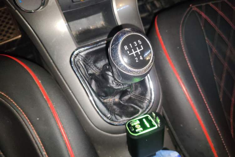 Used Chevrolet Cruze 2015 1.5L Classic SE MT
