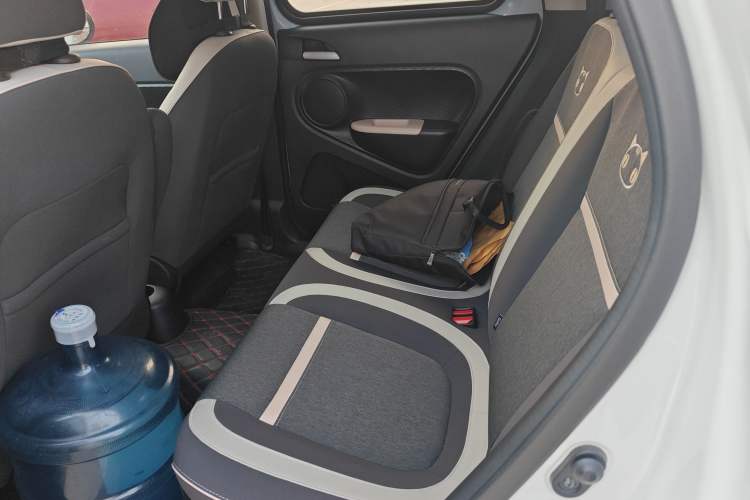 Used ORA Black Cat 2022 351 km Range Luxury Version Lithium-Ion Battery