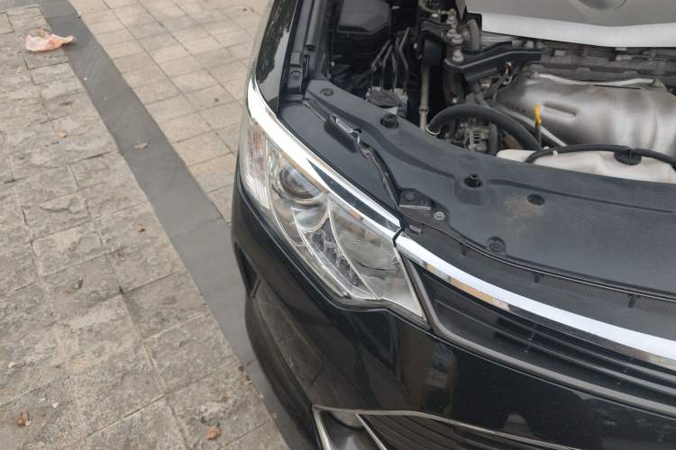 Used Toyota Camry 2015 2.0G Premier Edition Right Front Headlight