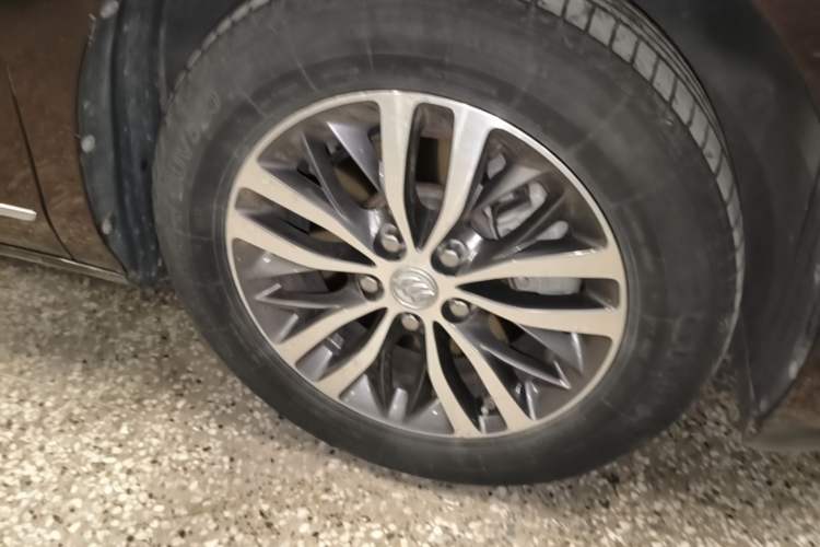 Used Buick GL8 2017 ES 28T Flagship Model China V Standard