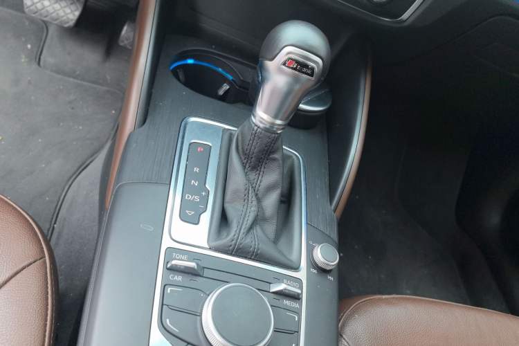 Used Audi A3 2015 Sportback 35 TFSI Millionth Anniversary Comfort Model
