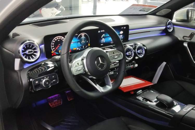 Used Mercedes-Benz A-Class 2019 A 200 L Sport Sedan First Edition Special Edition
