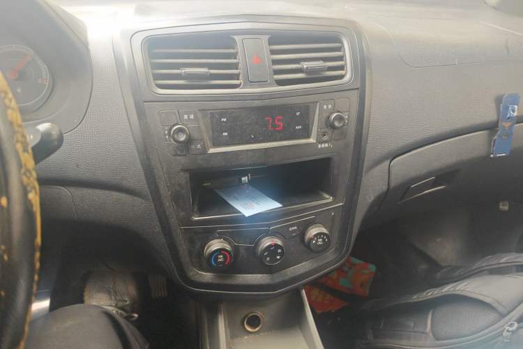 Used Wuling Zhengcheng 2015 1.5L Comfort L3C
