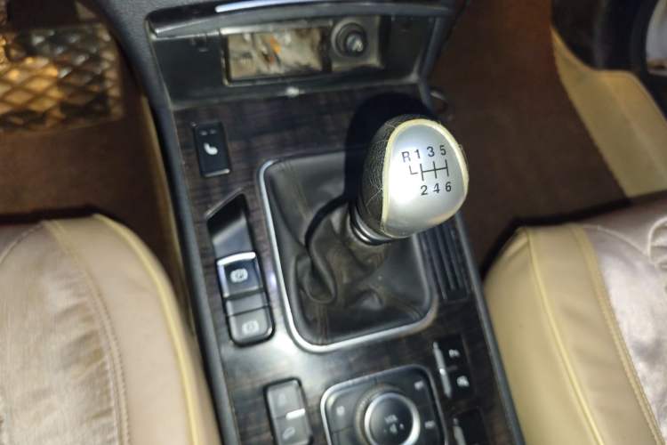 Used Haval H6 Coupe 2015 Blue-Label 2.0T Manual Two-Wheel Drive Prestige Model