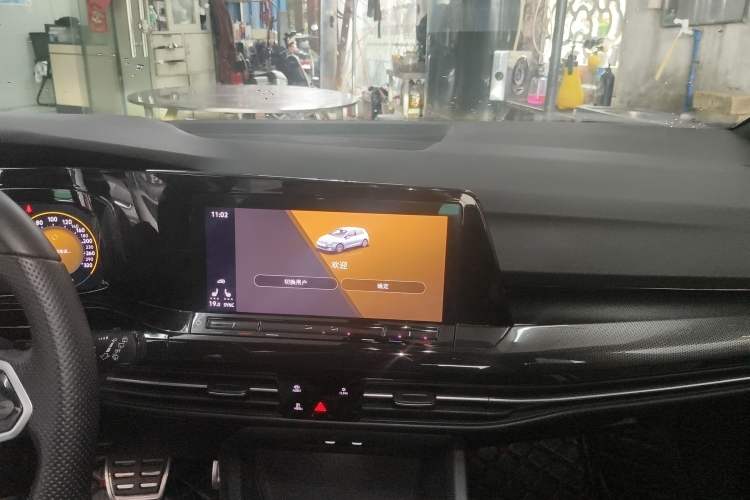 Used Volkswagen Golf 2021 280TSI DSG R-Line Audio And AC Panel