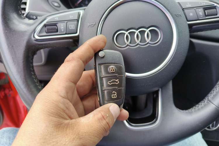 Used Audi Q3 2016 30 TFSI Fashion Model
