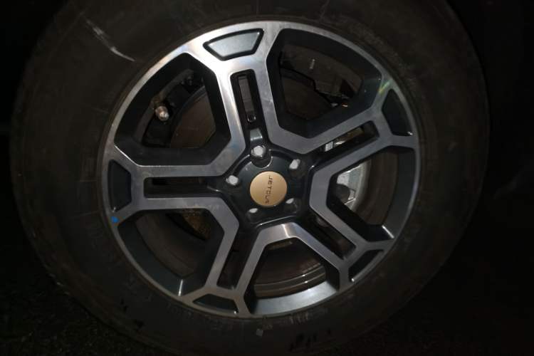 Used JETOUR Traveler 2025 1.5TD DCT Two-Wheel Drive Exploration+
