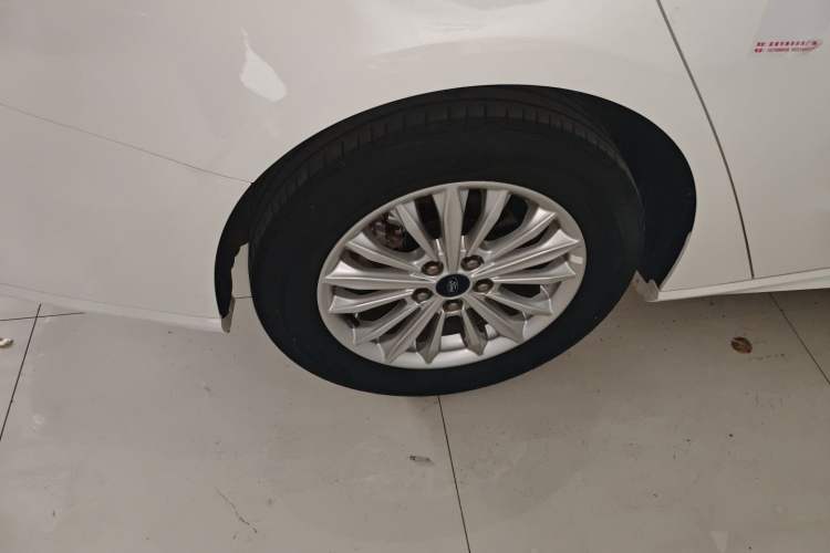 Used Ford Focus 2020 Sedan 1.5L Automatic Sharp Edition