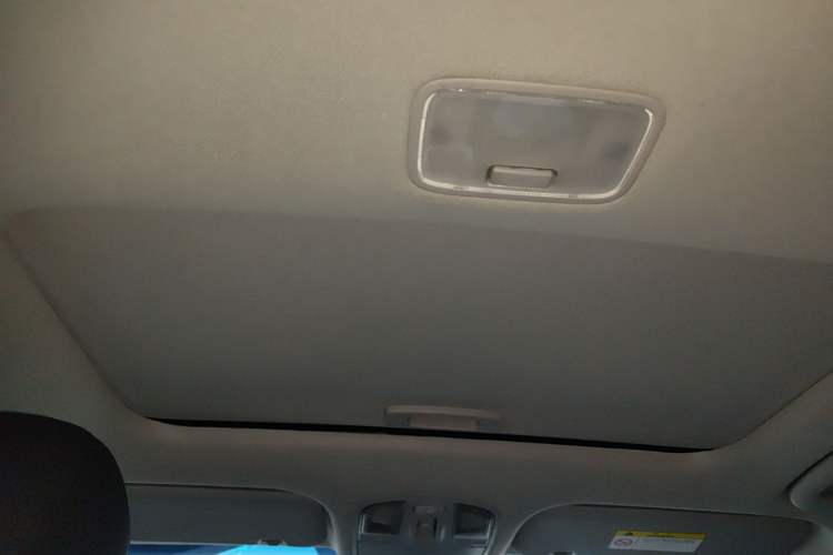 Used Hyundai Elantra (6th Generation / Lingdong) 2016 1.6L Automatic ZhiXuan · Luxury Version Headliner