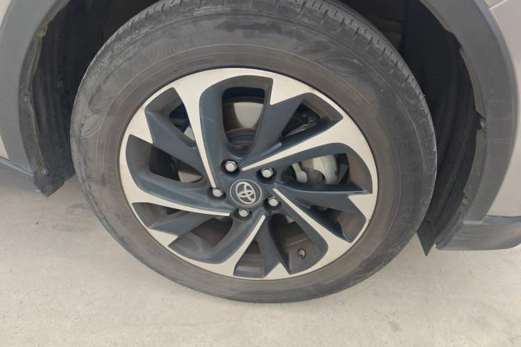 Used Toyota IZOA 2020 2.0L Enjoy Edition Right Front Wheel Hub