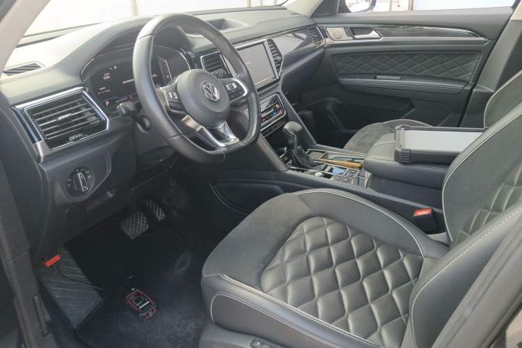 Used Volkswagen Teramont X 2020 330TSI Two-Wheel-Drive Prestige Luxury Edition
