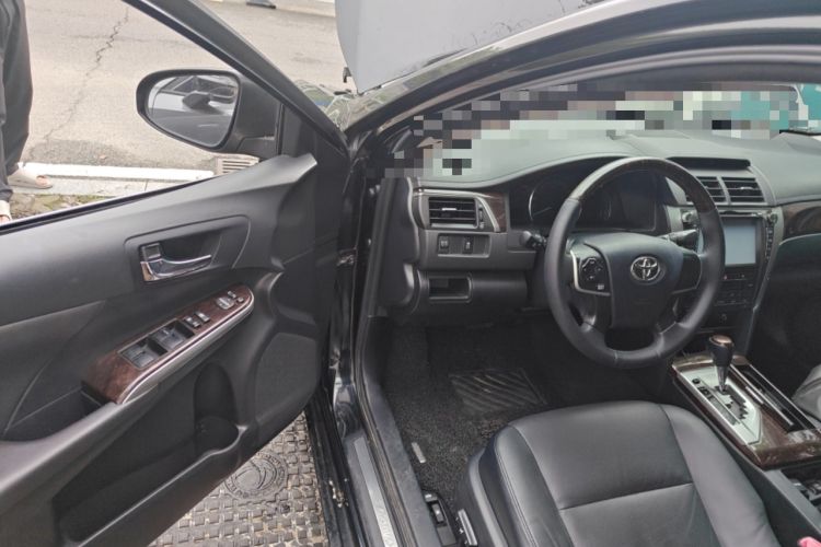 Used Toyota Camry 2015 2.0G Premier Edition
