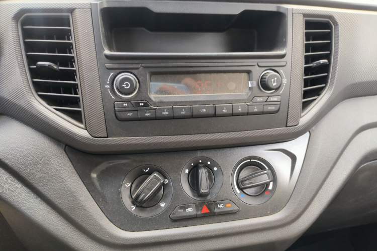 Used Wuling Hongguang V 2021 1.5L Jingqu Version LAR
