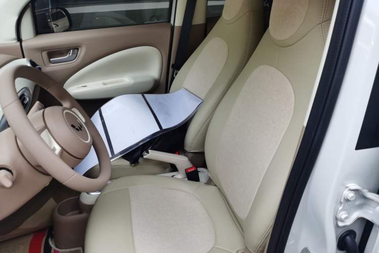 Used Wuling Hongguang MINIEV 2025 Four-Door Version Advanced Edition
