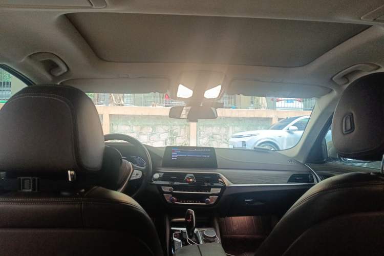 Used BMW 5 Series New Energy 2020 Mileage Upgrade Version 530Le Luxury Package
