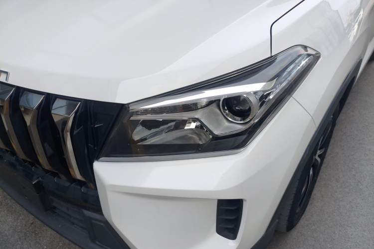 Used Dongfeng Fengon S560 2022 1.5T CVT Elite Version Left Front Headlight