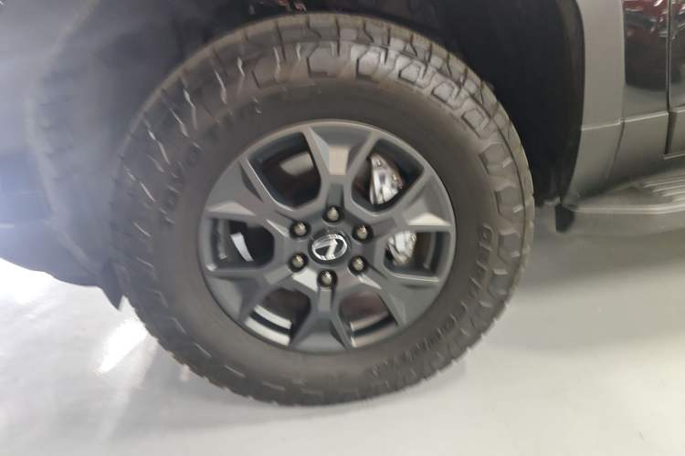 Used Lexus GX 2024 OVERTRAIL Yuanfeng Edition Left Front Wheel Hub