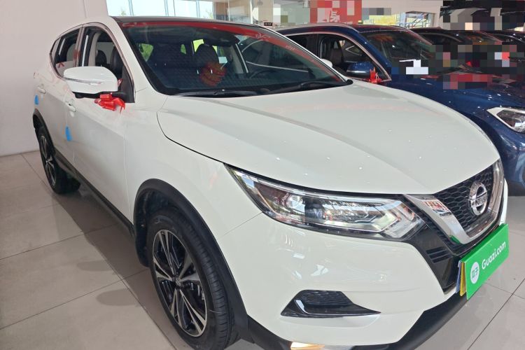 Used Nissan Qashqai 2019 2.0L CVT Luxury Edition Front Right 45 Deg