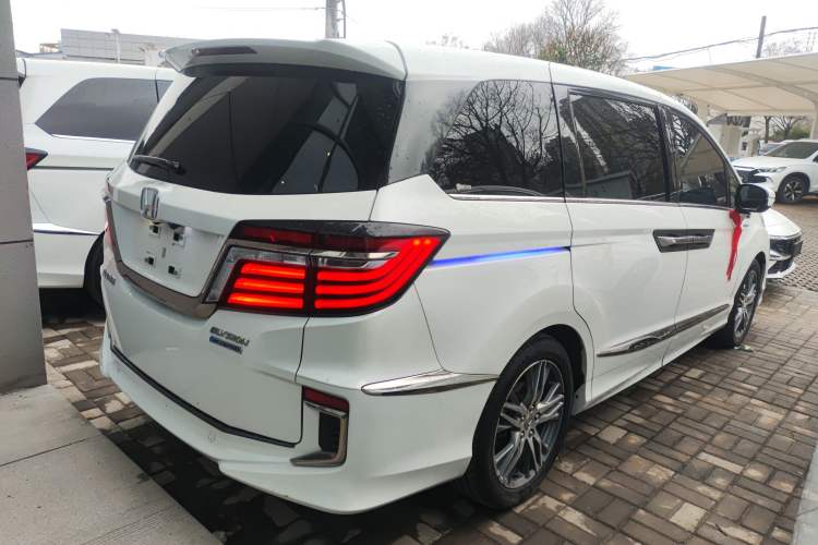 Used Honda Elysion 2019 2.0L Hybrid Supreme Edition
