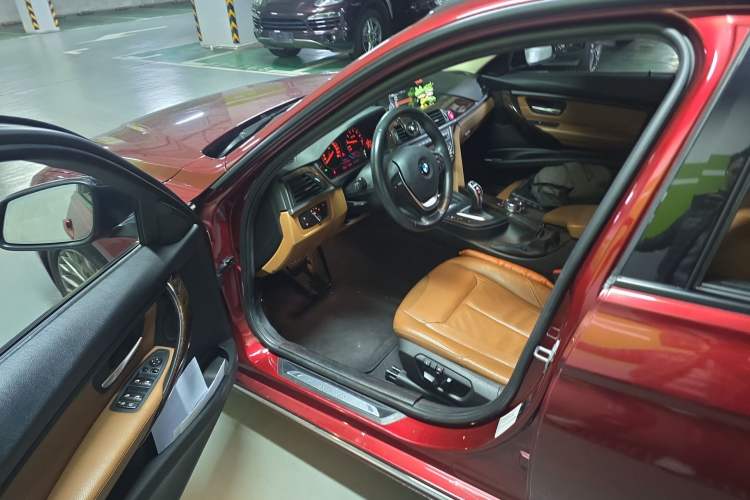 Used BMW 3 Series 2015 320Li Luxury Design Package Premium Edition Driver Seat