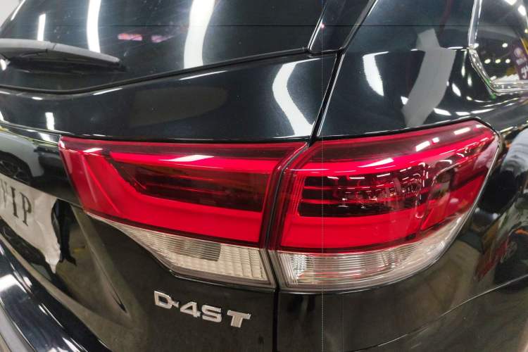 Used Toyota Highlander 2018 2.0T Four-Wheel Drive Luxury Version 7 Seats China VI Standard
