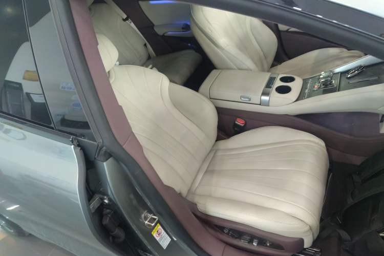 Used Denza Z9GT 2024 1100 Four-Wheel Drive Ultra Version