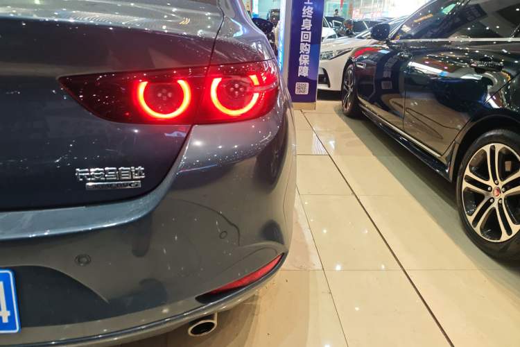 Used Mazda 3 Axela 2023 2.0L Automatic Zhiyao Edition Right Rear Taillight