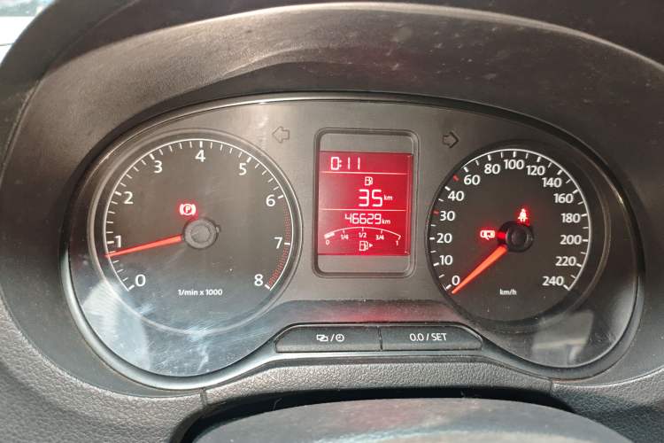 Used Volkswagen Polo 2013 1.4L Manual Comfort Edition Instrument Cluster