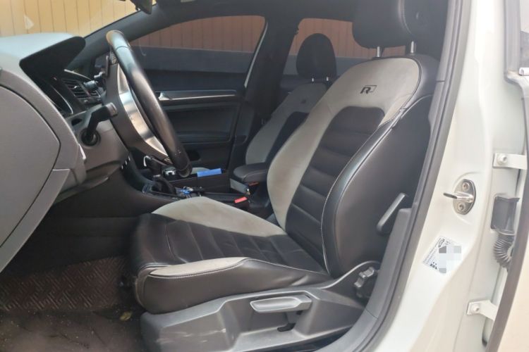 Used Volkswagen Golf 2018 280TSI Automatic R-Line Model
