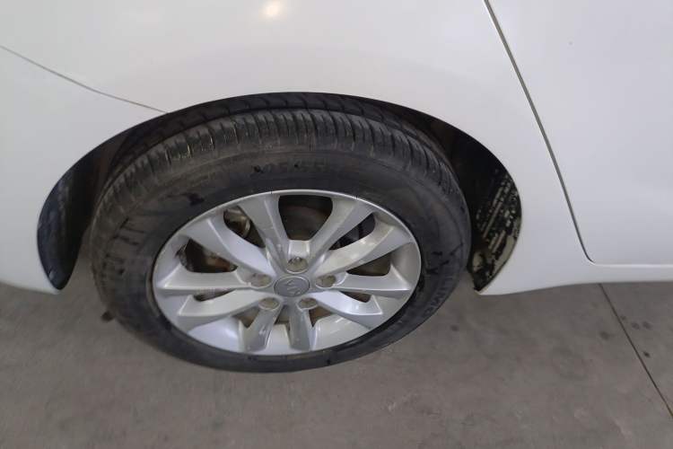 Used Kia K3 2016 1.6L Automatic GL Exterior 5