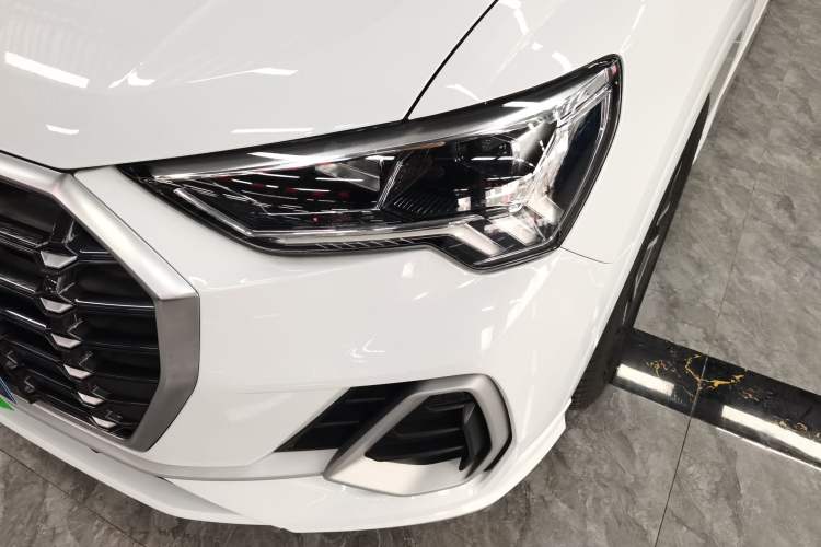 Used Audi Q3 2020 35 TFSI Ambition Dynamic Edition
