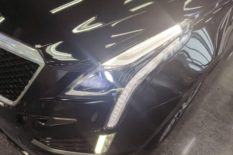 Used Cadillac XT5 2022 2.0T Four-Wheel Drive Platinum Edition