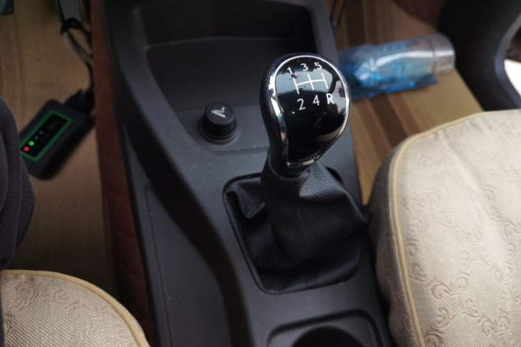 Used Wuling Hongguang 2014 1.5L S Standard Version