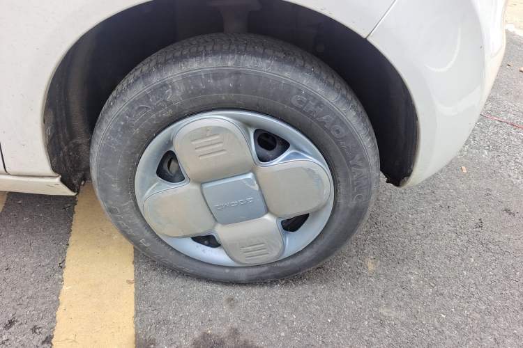 Used Geely Galaxy Panda 2023 Panda Mini 200km Endurance Bear Right Front Wheel Hub