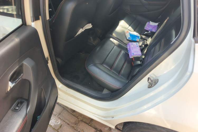 Used Volkswagen Polo 2011 1.4L Automatic ZhiShang Version