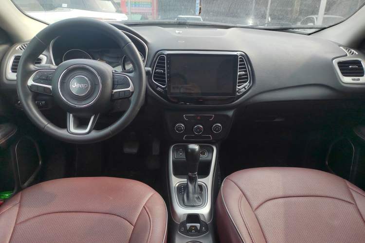 Used Jeep Compass 2017 200T Automatic Enjoyment Edition