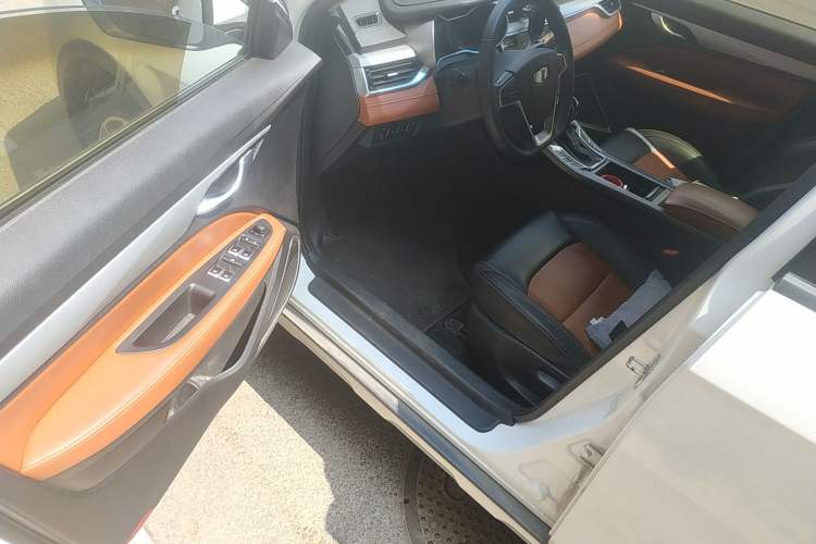 Used Geely Auto Vision S1 2018 1.5L CVT Fongchi Model Driver Seat