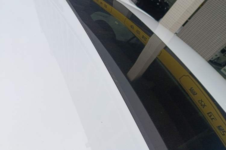 Used Roewe i5 2021 1.5L CVT Platinum Edition Roof