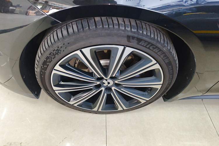 Used Nio ET7 2024 100kWh Executive Signature Edition
