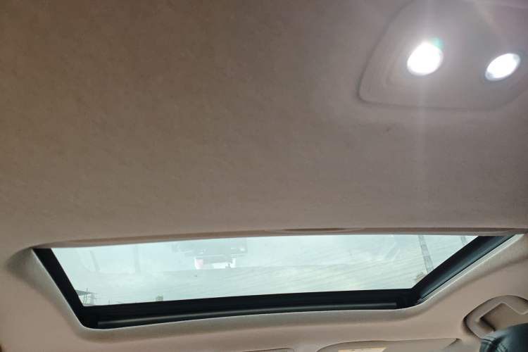 Used Toyota bZ3 2023 517 km Elite PRO Headliner